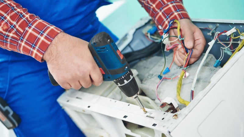 Etimesgut Altus Altus çamaşır makinesi kart tamiri – Su almama arızası orijinal parça ile giderildi. - Teknik servis örneği